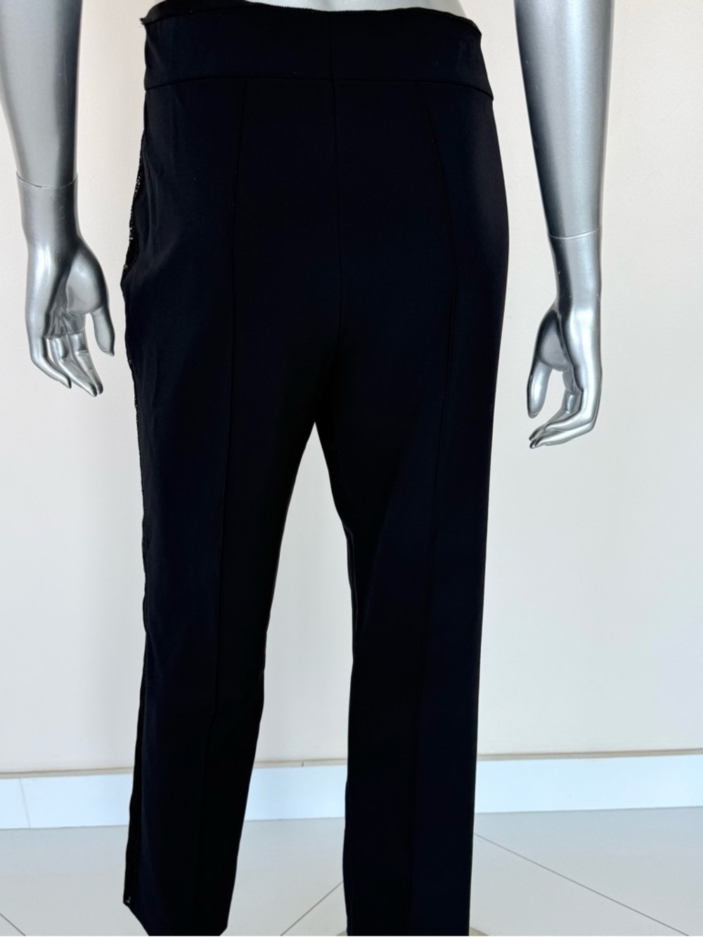 Escada women pants with laces details size 40 or 10 US Authentic - Picture 3 of 8